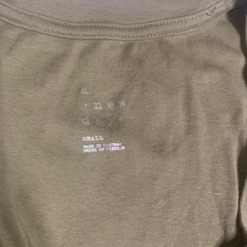 A new day womens slim fit scoop neck tank top olive green - Picture 7 of 8